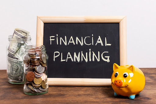 Financial Planning: An Easy Guide to Investing and Protecting Your Future